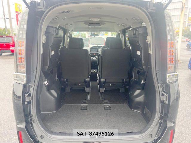 Toyota VOXY HYBRID 2015-01 6915322-11