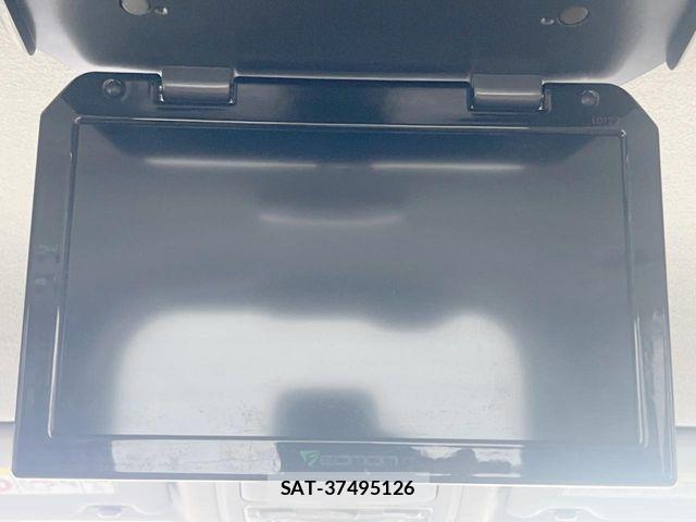 Toyota VOXY HYBRID 2015-01 6915322-5