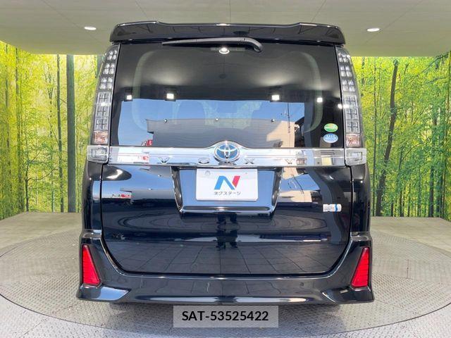 Toyota VOXY HYBRID 2017-02 6915305-15