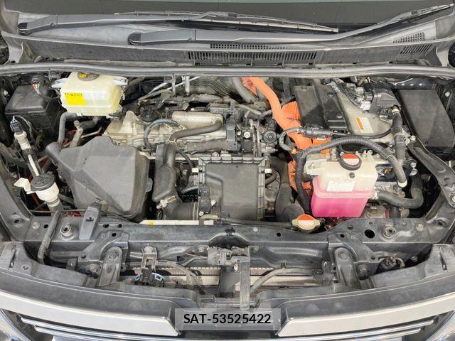 Toyota VOXY HYBRID 2017-02 6915305-17