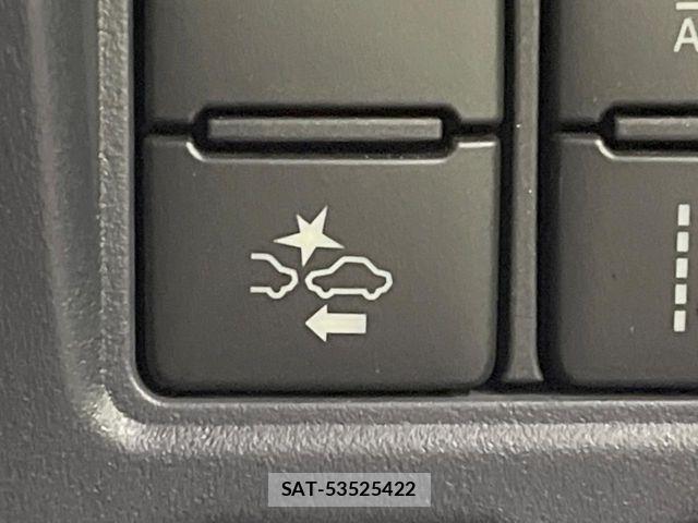 Toyota VOXY HYBRID 2017-02 6915305-4