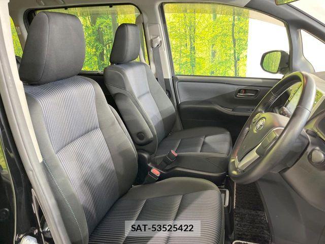 Toyota VOXY HYBRID 2017-02 6915305-7