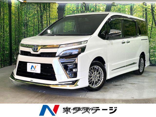 Toyota VOXY HYBRID 2021-09 6915286-0