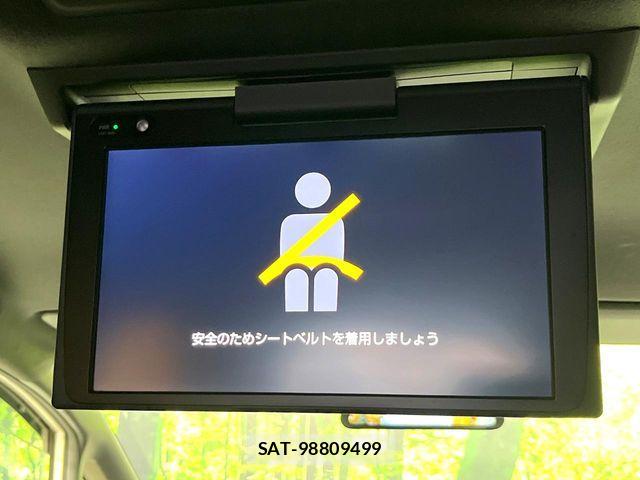 Toyota VOXY HYBRID 2021-09 6915286-3