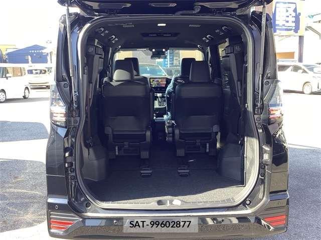Toyota VOXY HYBRID 2025-02 6915263-17