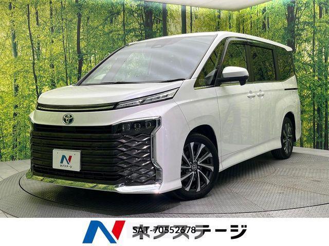 Toyota VOXY HYBRID 2023-08 6915267-0