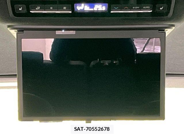 Toyota VOXY HYBRID 2023-08 6915267-5
