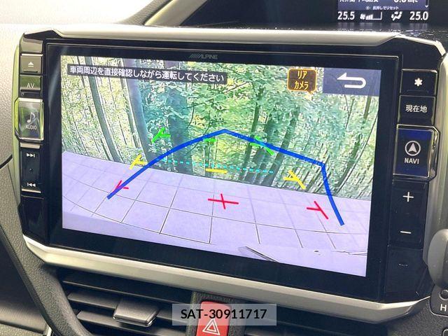 Toyota VOXY HYBRID 2018-03 6915309-3