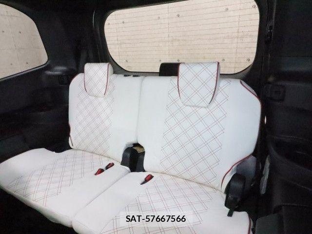 Toyota VOXY HYBRID 2023-06 6915270-9