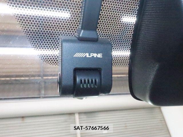 Toyota VOXY HYBRID 2023-06 6915270-14