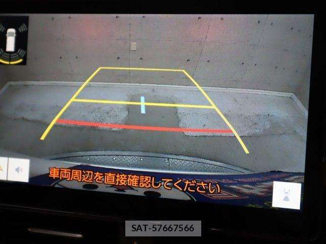 Toyota VOXY HYBRID 2023-06 6915270-17