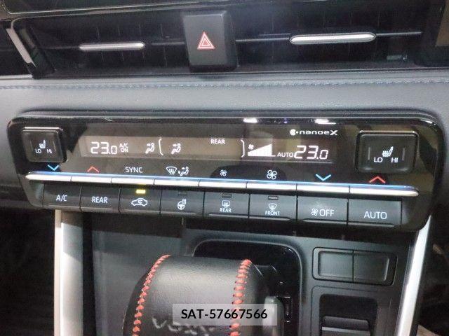 Toyota VOXY HYBRID 2023-06 6915270-19