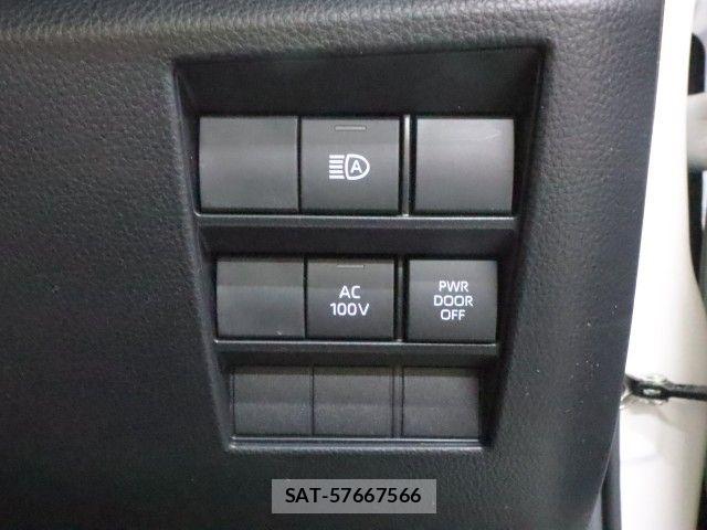 Toyota VOXY HYBRID 2023-06 6915270-24
