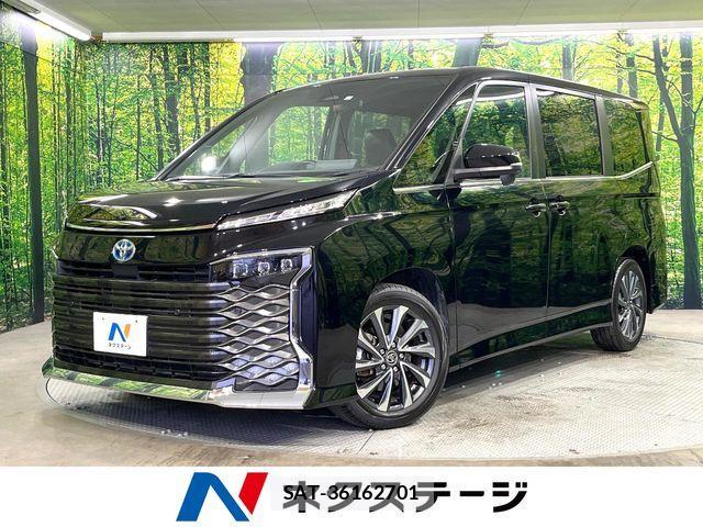 Toyota VOXY HYBRID 2023-02 6915272-0
