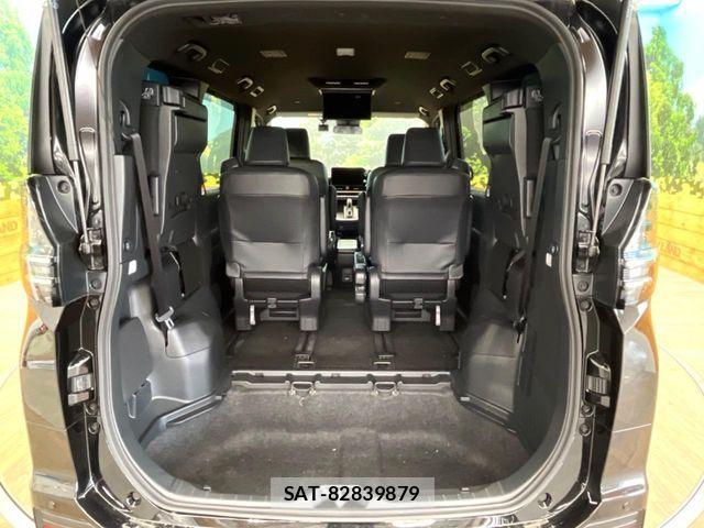 Toyota VOXY HYBRID 2024-09 6915260-10