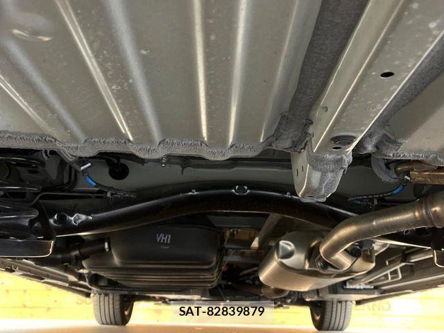 Toyota VOXY HYBRID 2024-09 6915260-18