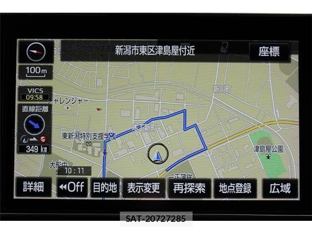 Toyota VOXY HYBRID 2018-02 6915315-1