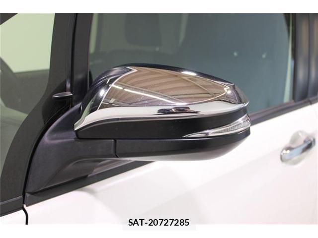 Toyota VOXY HYBRID 2018-02 6915315-19