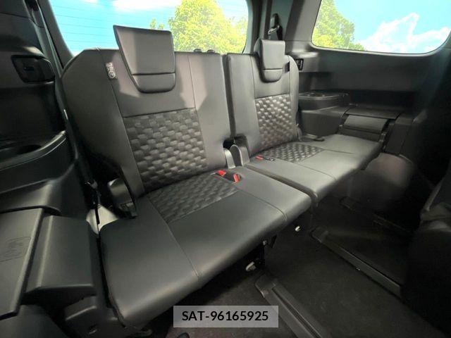 Toyota VOXY HYBRID 2026-01 6915259-9