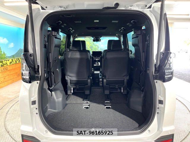 Toyota VOXY HYBRID 2026-01 6915259-10