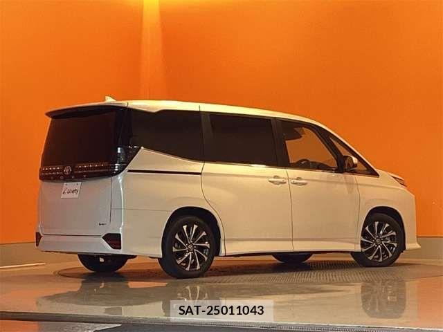 Toyota VOXY HYBRID 2025-09 6915258-12