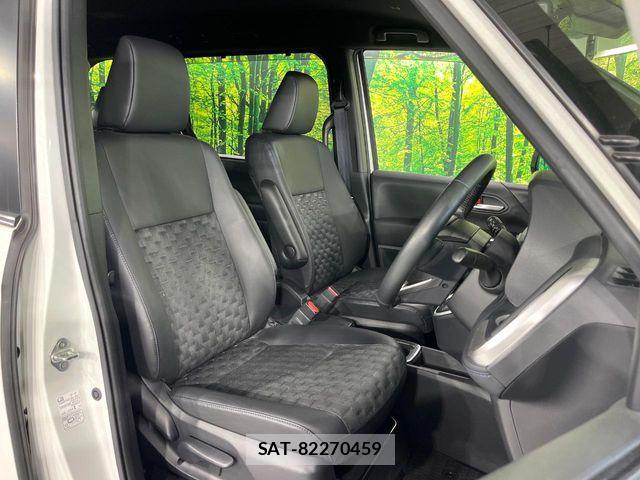Toyota VOXY HYBRID 2024-08 6999119-7