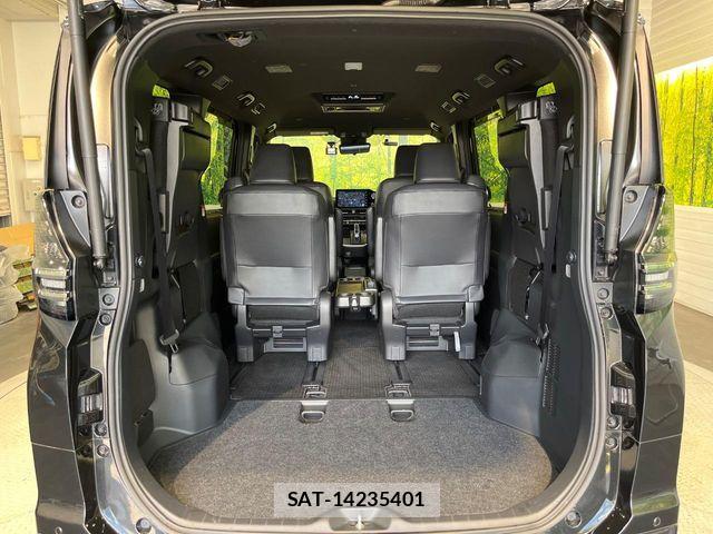 Toyota VOXY HYBRID 2022-06 6999121-10