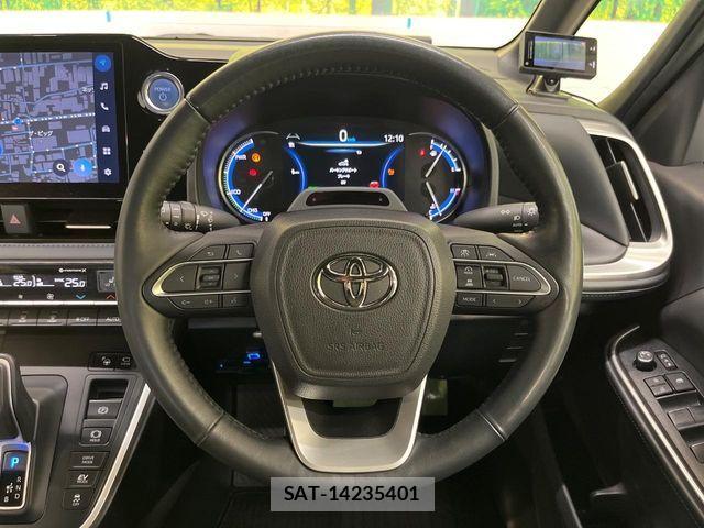 Toyota VOXY HYBRID 2022-06 6999121-11