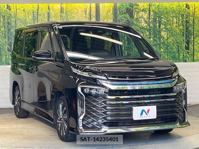 Toyota VOXY HYBRID 2022-06 6999121-16