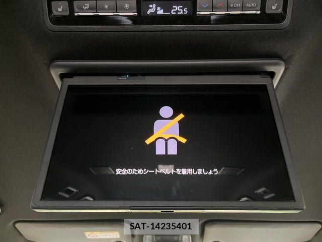 Toyota VOXY HYBRID 2022-06 6999121-3