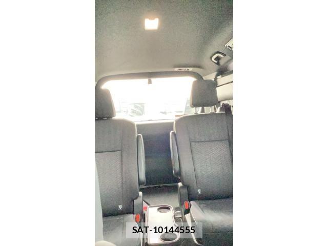 Toyota VOXY HYBRID 2023-08 6999138-9