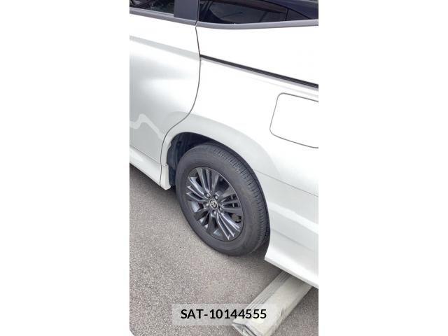 Toyota VOXY HYBRID 2023-08 6999138-4