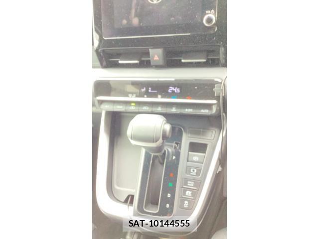 Toyota VOXY HYBRID 2023-08 6999138-7