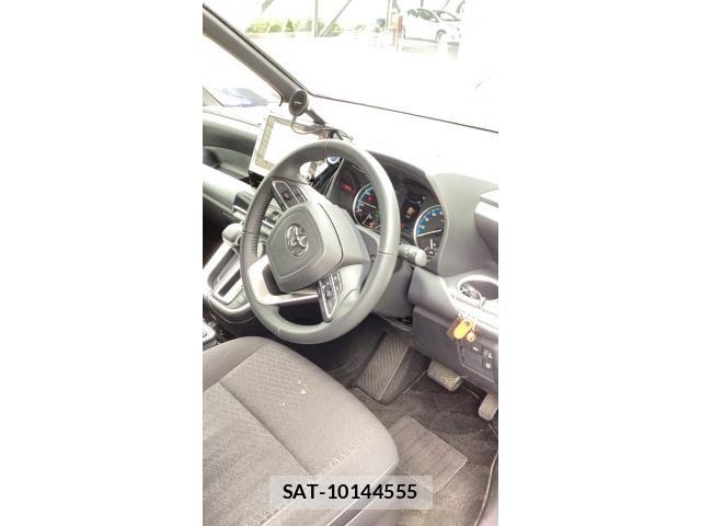 Toyota VOXY HYBRID 2023-08 6999138-8