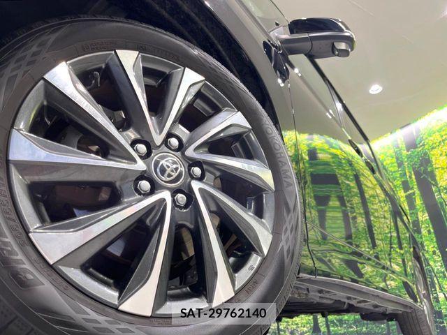 Toyota VOXY HYBRID 2023-07 6999129-13