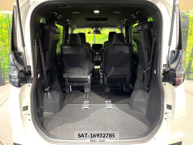Toyota VOXY HYBRID 2025-10 6999126-10