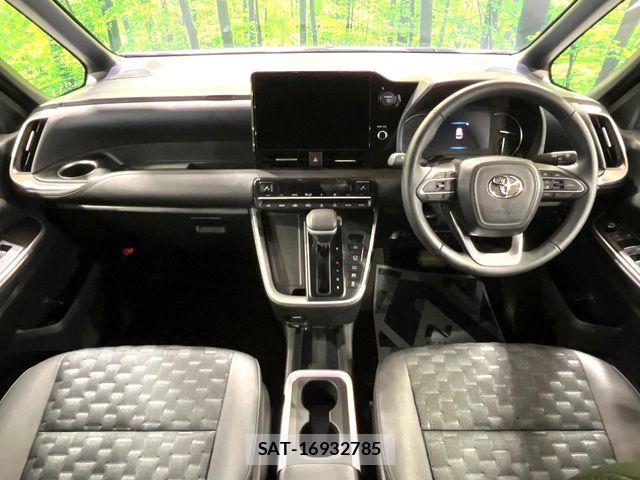 Toyota VOXY HYBRID 2025-10 6999126-1