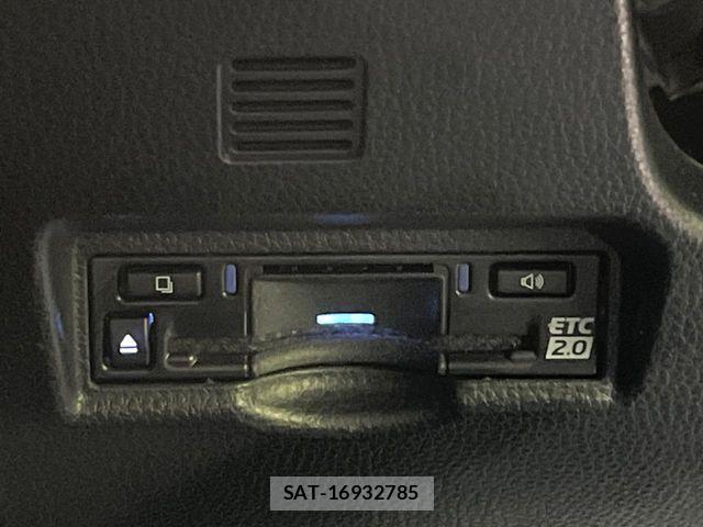 Toyota VOXY HYBRID 2025-10 6999126-4