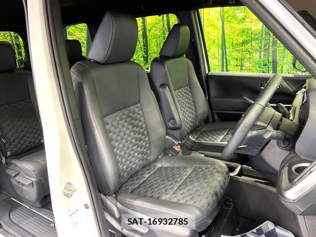 Toyota VOXY HYBRID 2025-10 6999126-7