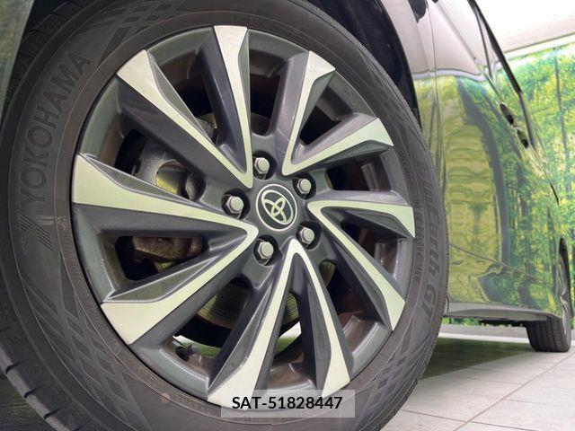 Toyota VOXY HYBRID 2023-08 6999131-13
