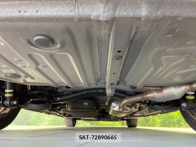 Toyota VOXY HYBRID 2023-02 6999125-19