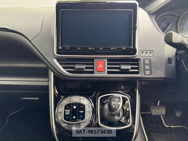 Toyota VOXY HYBRID 2020-02 6999141-11
