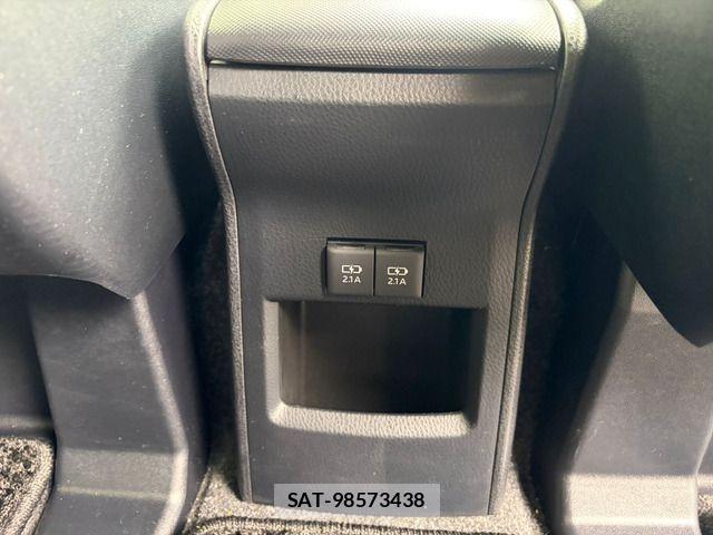 Toyota VOXY HYBRID 2020-02 6999141-18