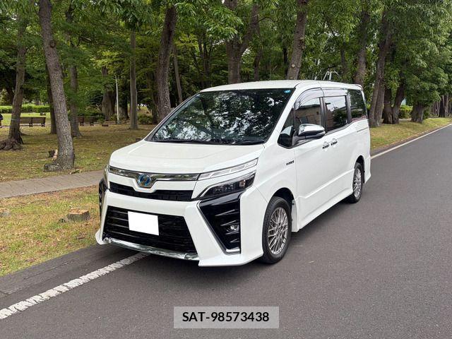 Toyota VOXY HYBRID 2020-02 6999141-5