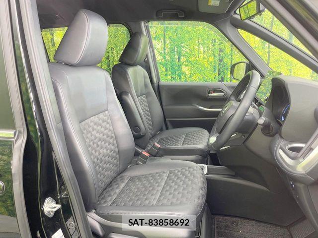 Toyota VOXY HYBRID 2023-12 6999124-7