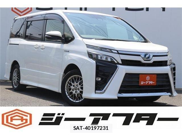 Toyota VOXY HYBRID 2017-10 6999144-0