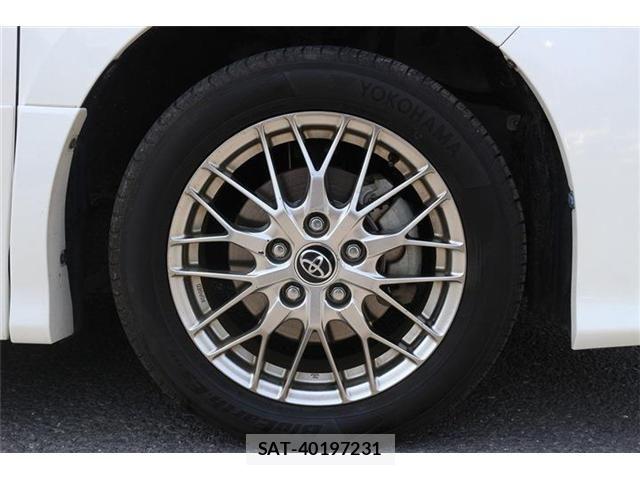 Toyota VOXY HYBRID 2017-10 6999144-13