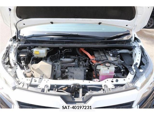 Toyota VOXY HYBRID 2017-10 6999144-20