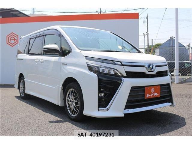 Toyota VOXY HYBRID 2017-10 6999144-21