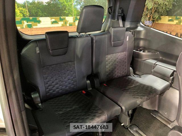 Toyota VOXY HYBRID 2025-10 6999130-9